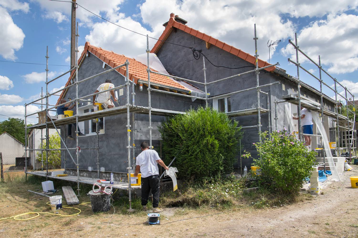 Artisans Dorémi qui rénovent une maison