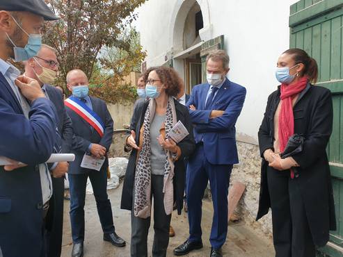 Visite Emmanuelle Wargon Ministre du Logement sur chantier ambitieux Dorémi
